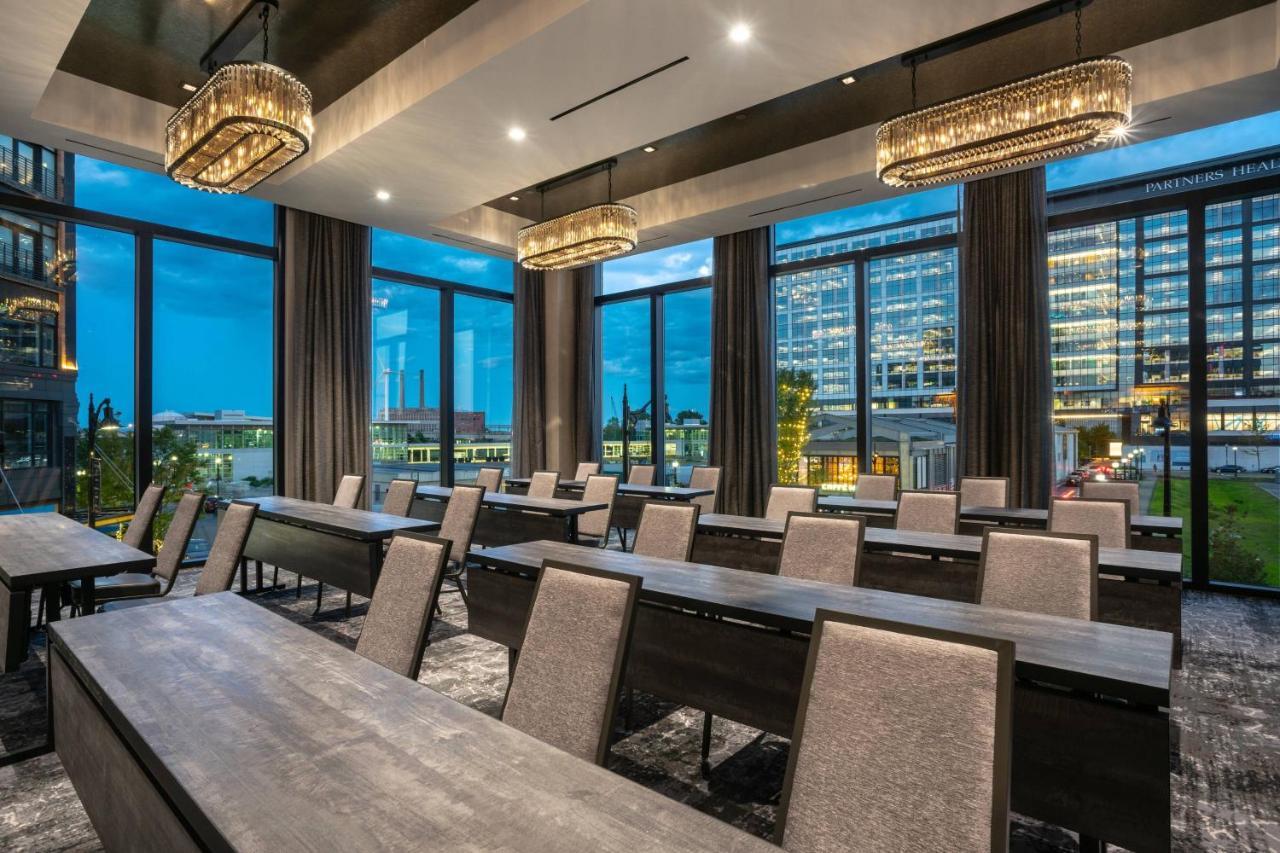 The Row Hotel At Assembly Row, Autograph Collection Съмървил Екстериор снимка